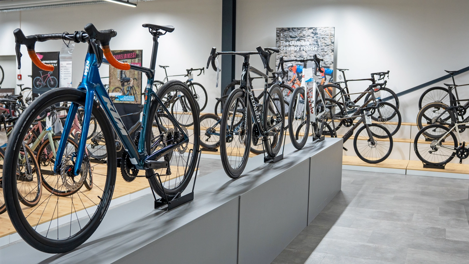 Gro&szlig;e Auswahl an Gravelbikes bei Zweirad W&uuml;rdinger